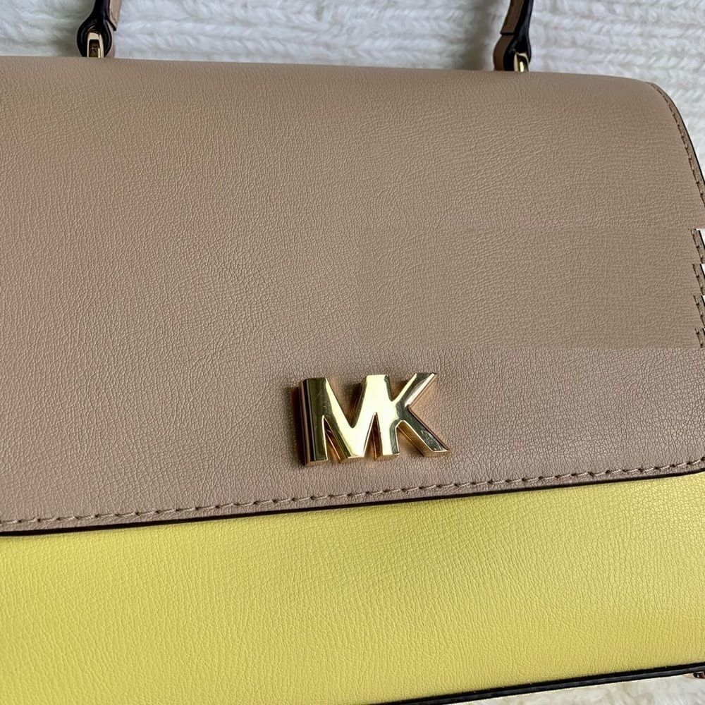 NWT MICHAEL KORS Mott Medium Leather Satchel - Picture 13 of 16